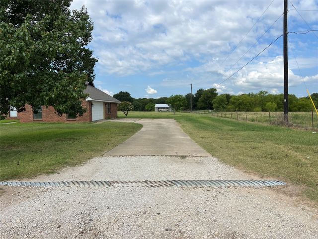 495 Shadow Trail, Sherman, TX 75092