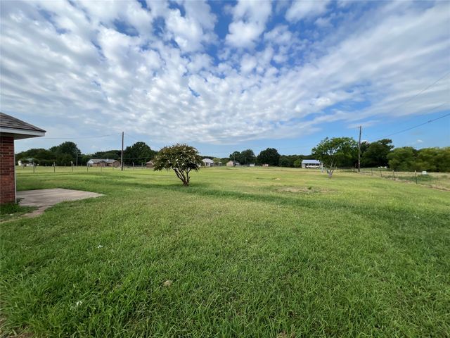 495 Shadow Trail, Sherman, TX 75092