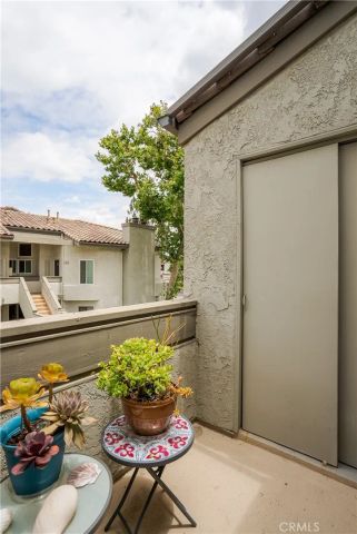 6 Brownfield Lane, Pomona, CA 91766