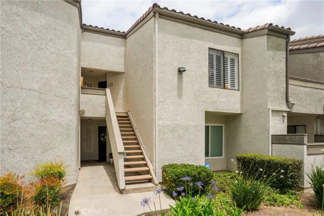 6 Brownfield Lane, Pomona, CA 91766