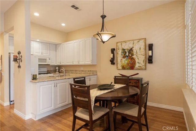 6 Brownfield Lane, Pomona, CA 91766