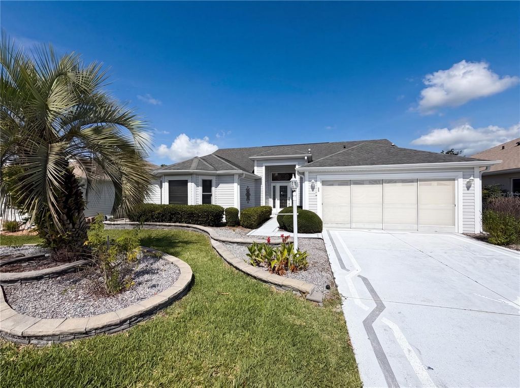 Image 1 of property listing at 1422 SEGOVIA PLACE, The Villages, FL 32162