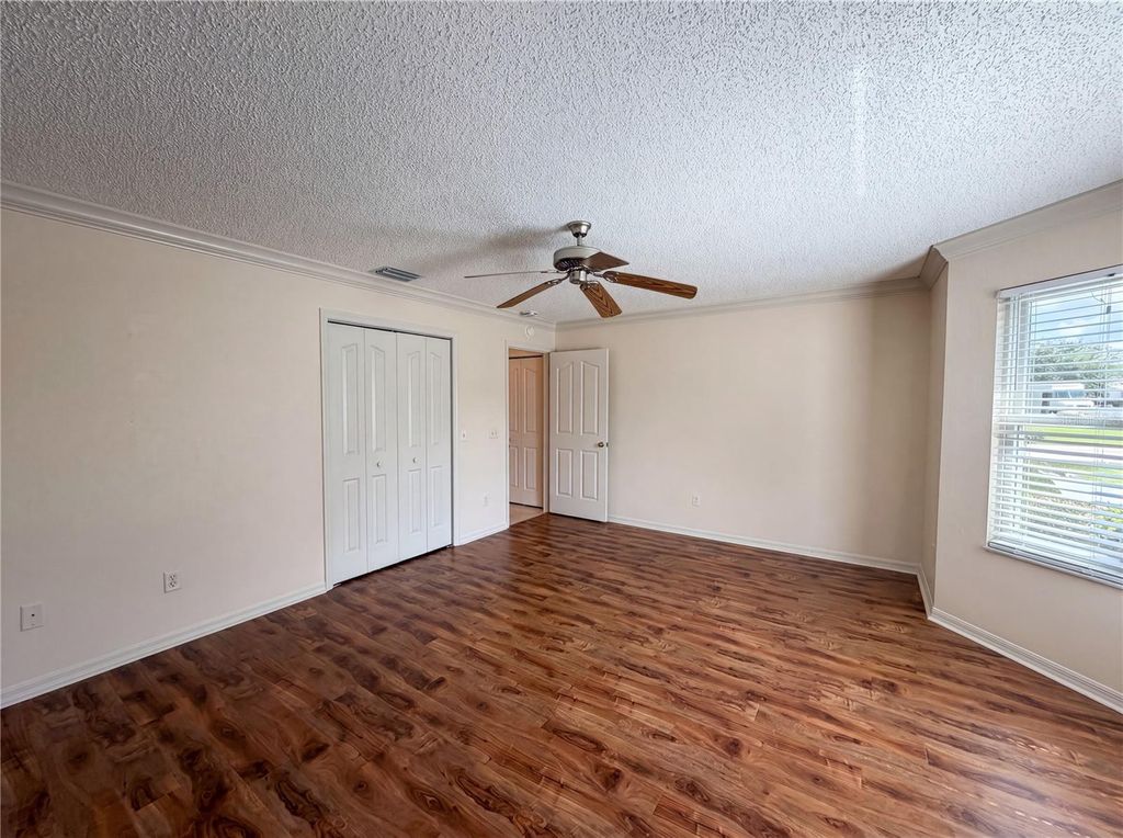 Image 15 of property listing at 1422 SEGOVIA PLACE, The Villages, FL 32162
