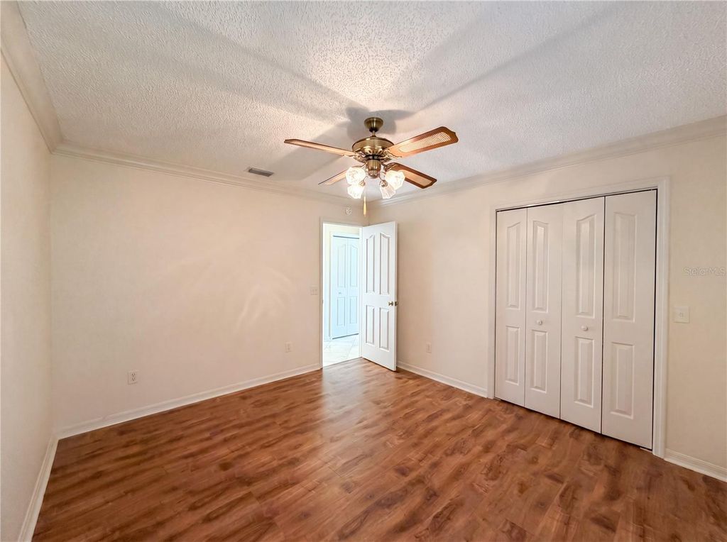 Image 17 of property listing at 1422 SEGOVIA PLACE, The Villages, FL 32162