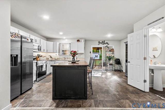 6912 Woodside St, Henrico, VA 23231