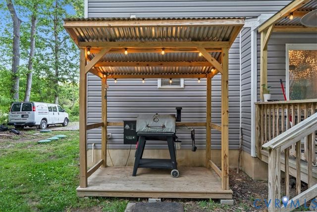 6912 Woodside St, Henrico, VA 23231