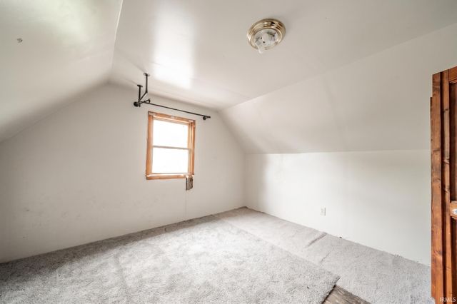 808 S Macedonia Avenue, Muncie, IN 47302