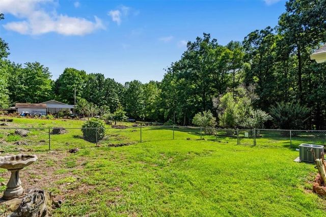331 Vista Parkway, Asheboro, NC 27205
