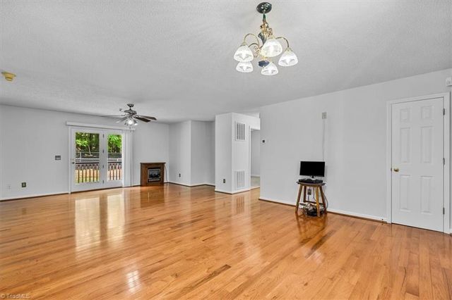 331 Vista Parkway, Asheboro, NC 27205