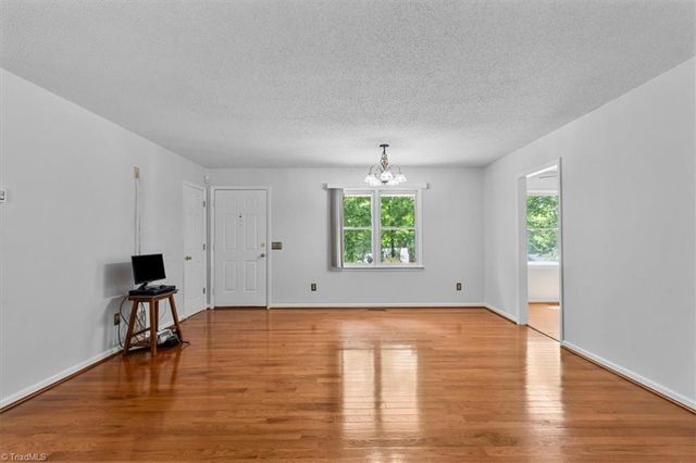 331 Vista Parkway, Asheboro, NC 27205