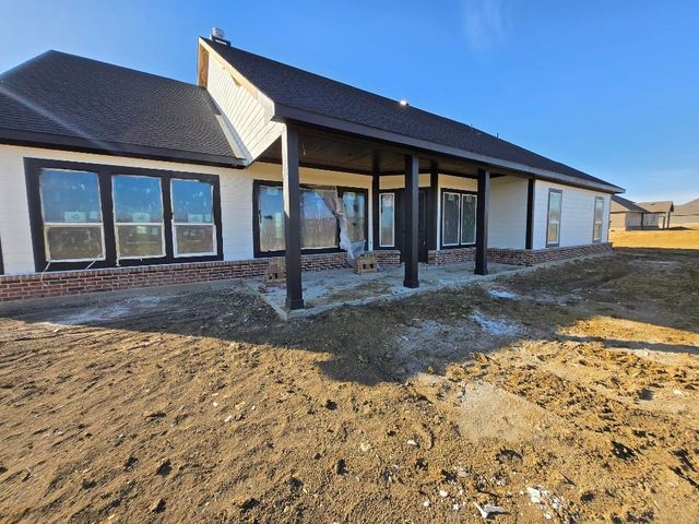 129 Hillview Trail, Decatur, TX 76234