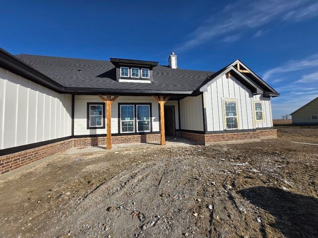 129 Hillview Trail, Decatur, TX 76234