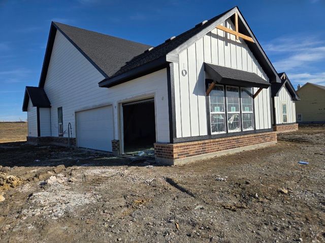 129 Hillview Trail, Decatur, TX 76234