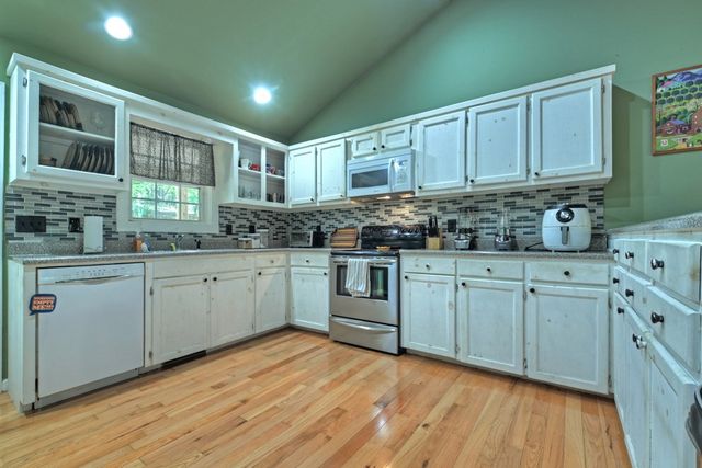 191 Barker Lane, Morganton, GA 30560