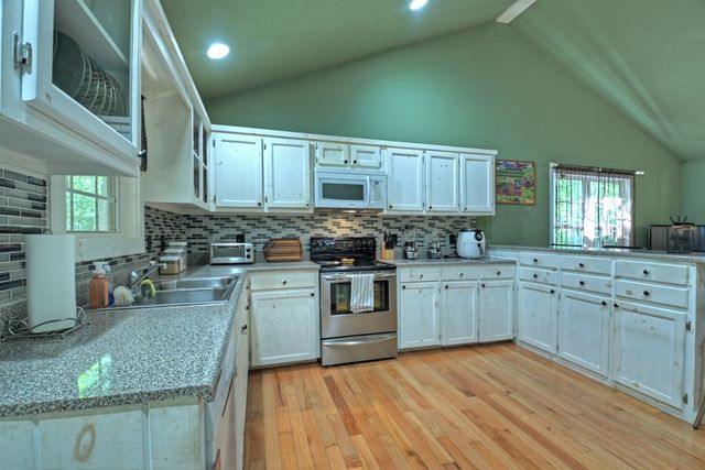 191 Barker Lane, Morganton, GA 30560