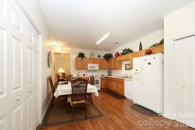 7175 Somerset Springs Drive E BLD1, Charlotte, NC 28262