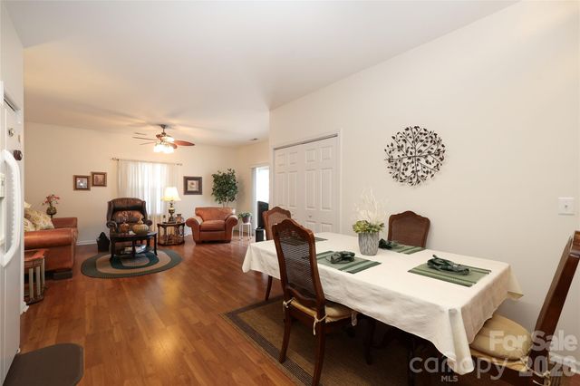 7175 Somerset Springs Drive E BLD1, Charlotte, NC 28262