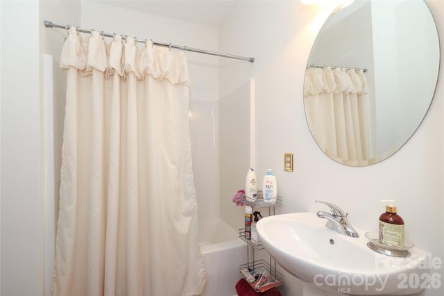 7175 Somerset Springs Drive E BLD1, Charlotte, NC 28262