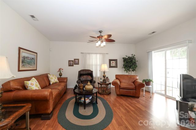 7175 Somerset Springs Drive E BLD1, Charlotte, NC 28262