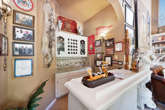 100 Hinkle Ct, Folsom, CA 95630