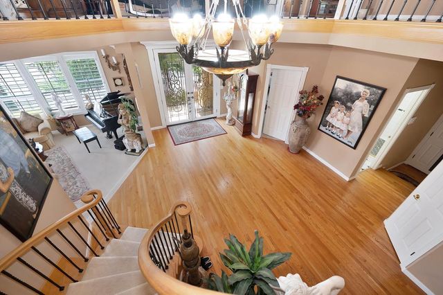 100 Hinkle Ct, Folsom, CA 95630