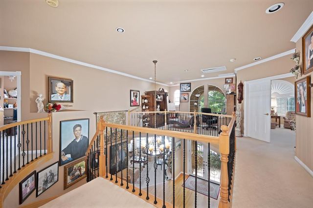 100 Hinkle Ct, Folsom, CA 95630