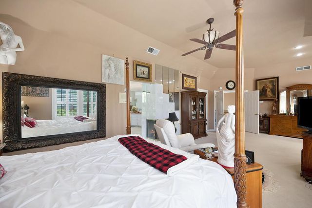 100 Hinkle Ct, Folsom, CA 95630