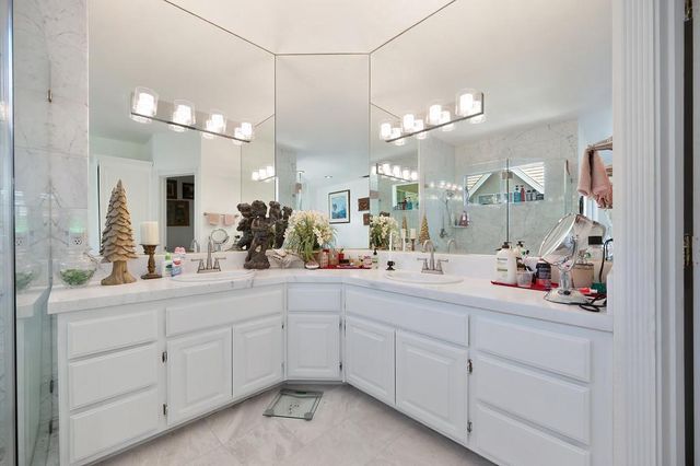 100 Hinkle Ct, Folsom, CA 95630