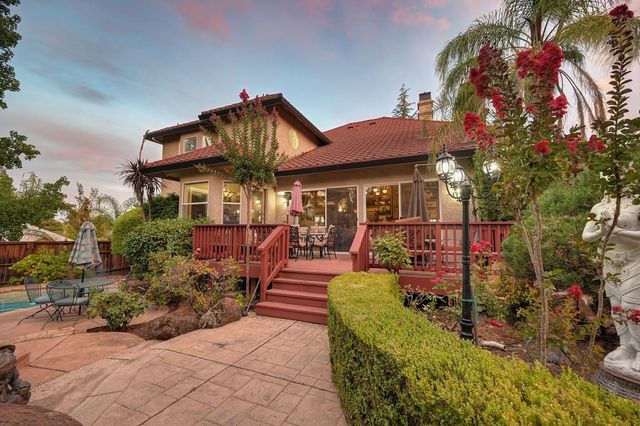 100 Hinkle Ct, Folsom, CA 95630