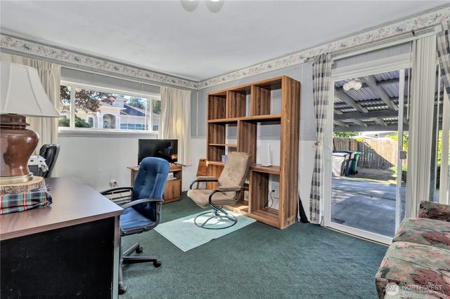 2304 S 300th Street, Federal Way, WA 98003