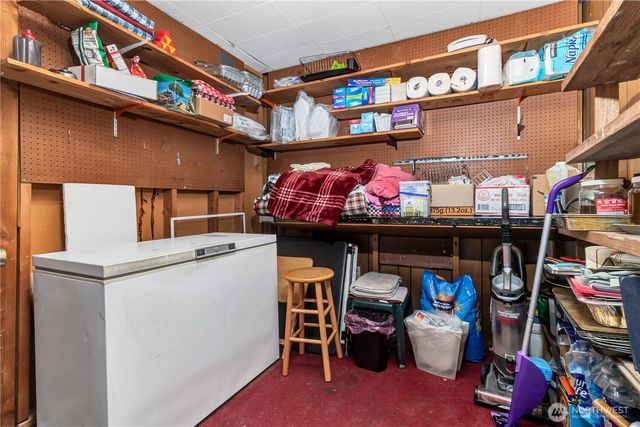 2304 S 300th Street, Federal Way, WA 98003