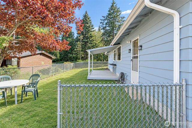 2304 S 300th Street, Federal Way, WA 98003