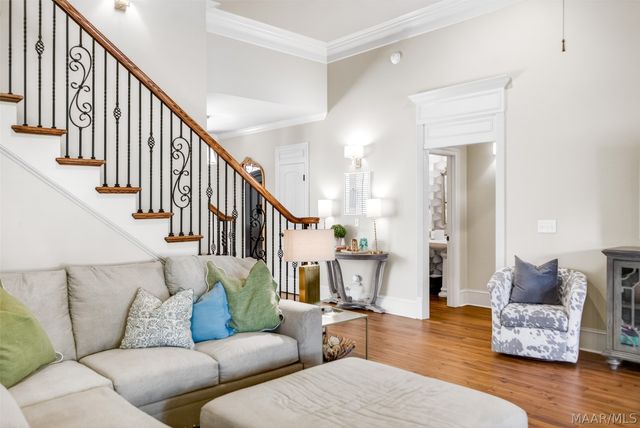 9512 Crescent Lodge Drive, Pike Road, AL 36064