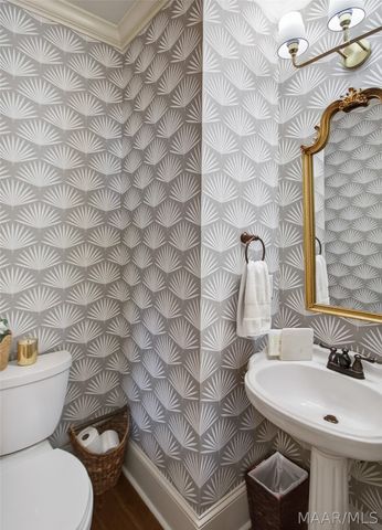 9512 Crescent Lodge Drive, Pike Road, AL 36064