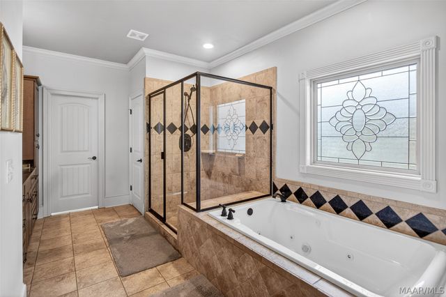 9512 Crescent Lodge Drive, Pike Road, AL 36064