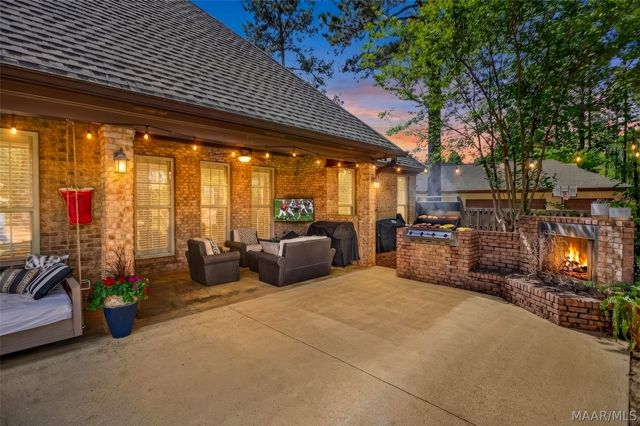 9512 Crescent Lodge Drive, Pike Road, AL 36064