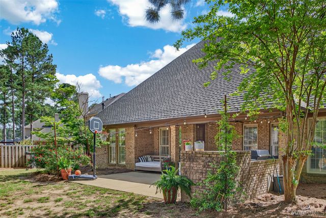 9512 Crescent Lodge Drive, Pike Road, AL 36064