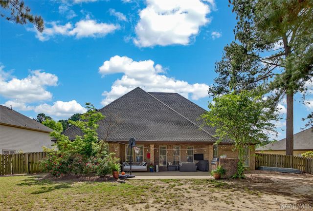 9512 Crescent Lodge Drive, Pike Road, AL 36064