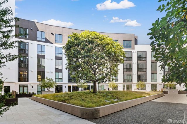 1 Bristol Court 201, San Francisco, CA 94130