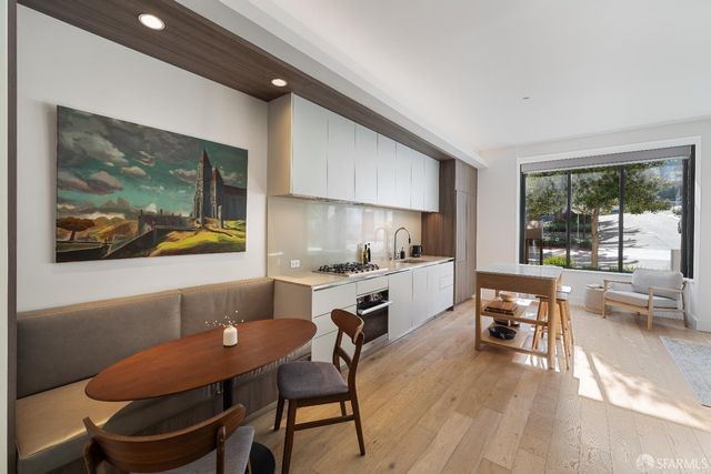 1 Bristol Court 201, San Francisco, CA 94130