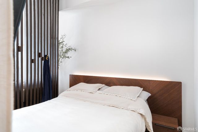 1 Bristol Court 201, San Francisco, CA 94130