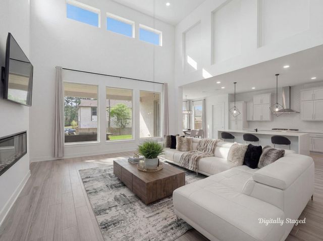 527 Carina Gaze Drive, Conroe, TX 77318