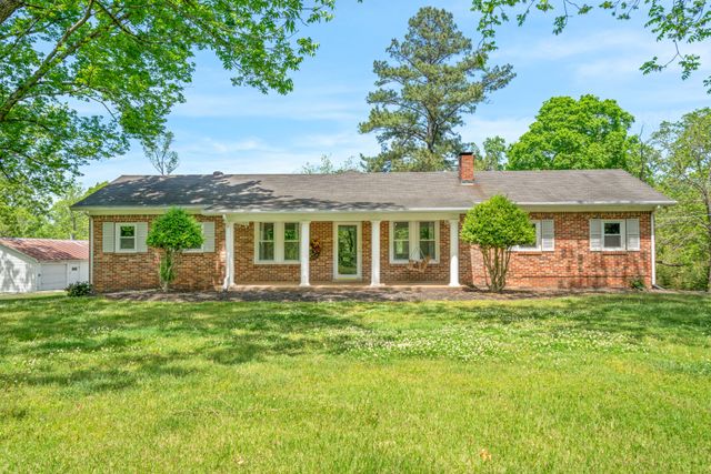 444 Cooley Rd, Waverly, TN 37185