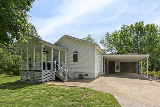 444 Cooley Rd, Waverly, TN 37185
