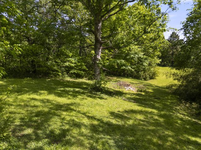 444 Cooley Rd, Waverly, TN 37185