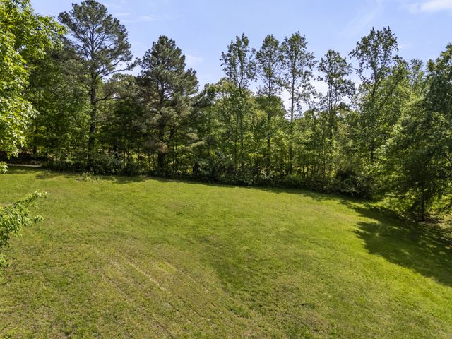 444 Cooley Rd, Waverly, TN 37185