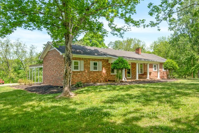 444 Cooley Rd, Waverly, TN 37185