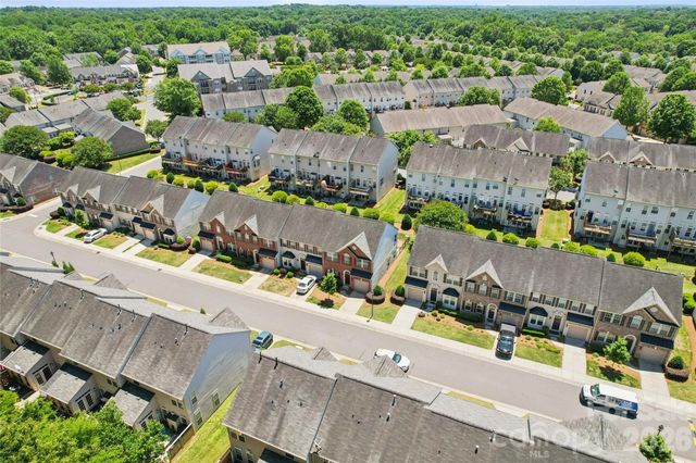 3233 Park South Station Boulevard, Charlotte, NC 28210
