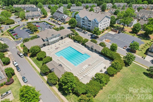 3233 Park South Station Boulevard, Charlotte, NC 28210