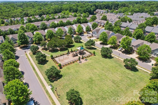 3233 Park South Station Boulevard, Charlotte, NC 28210